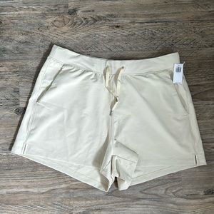 old navy powersoft short NWT